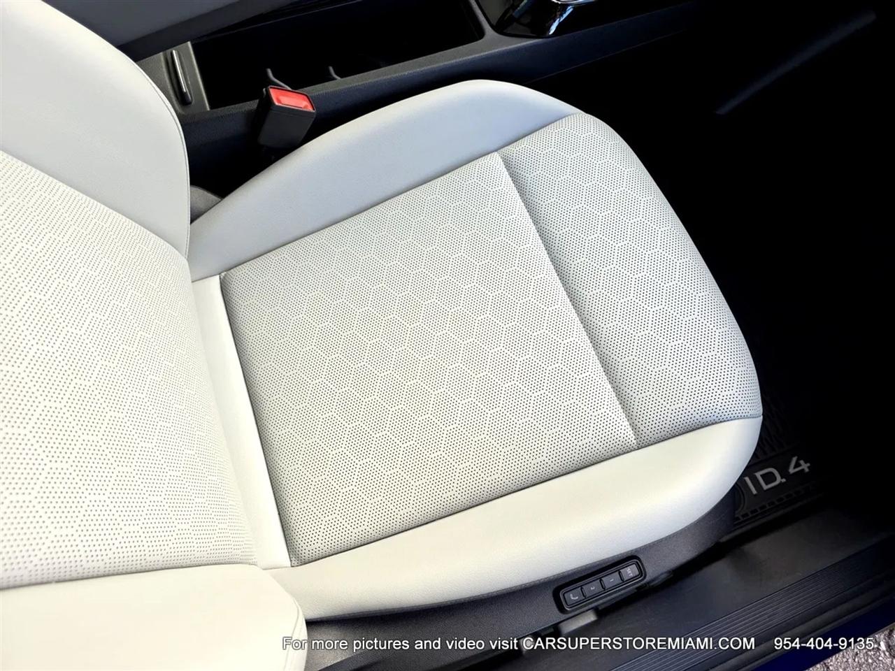 Volkswagen ID.4  2021