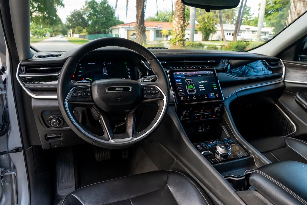 Jeep Grand Cherokee 4xe  2023 Jeep Grand Cherokee 4xe  2023