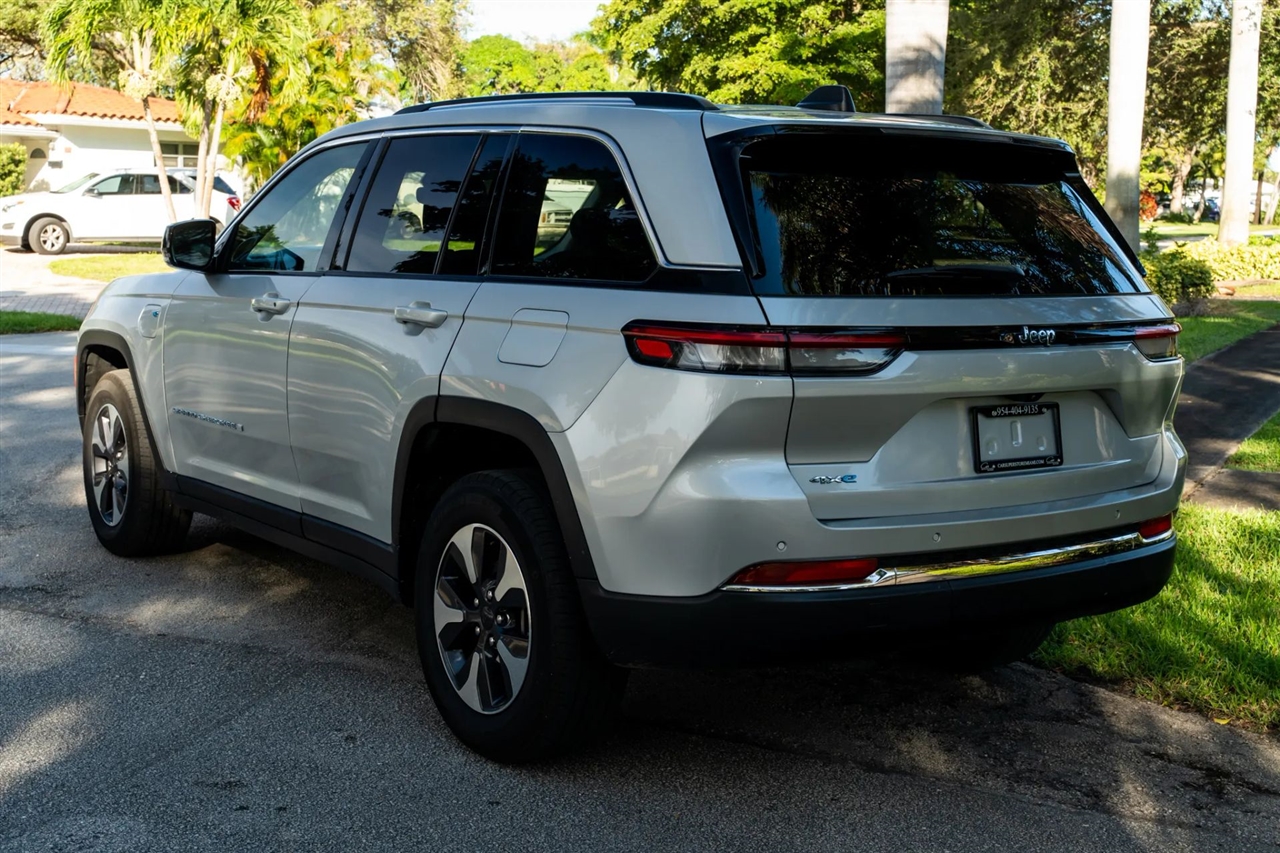 Jeep Grand Cherokee 4xe  2023 Jeep Grand Cherokee 4xe  2023