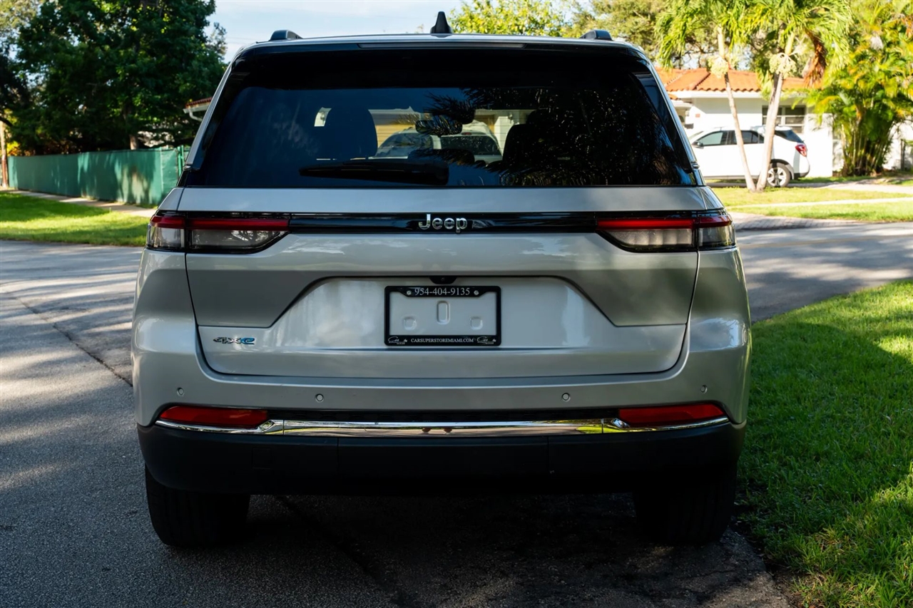 Jeep Grand Cherokee 4xe  2023 Jeep Grand Cherokee 4xe  2023