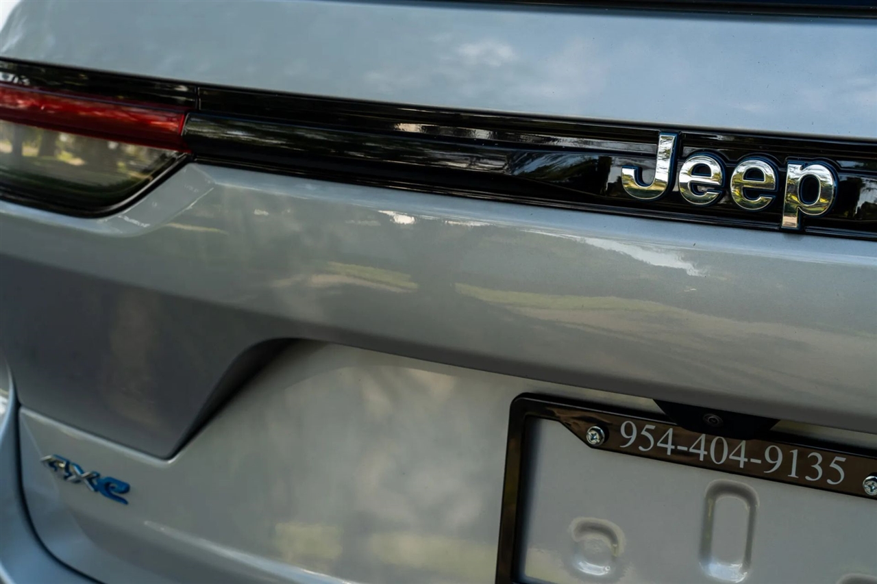 Jeep Grand Cherokee 4xe  2023 Jeep Grand Cherokee 4xe  2023