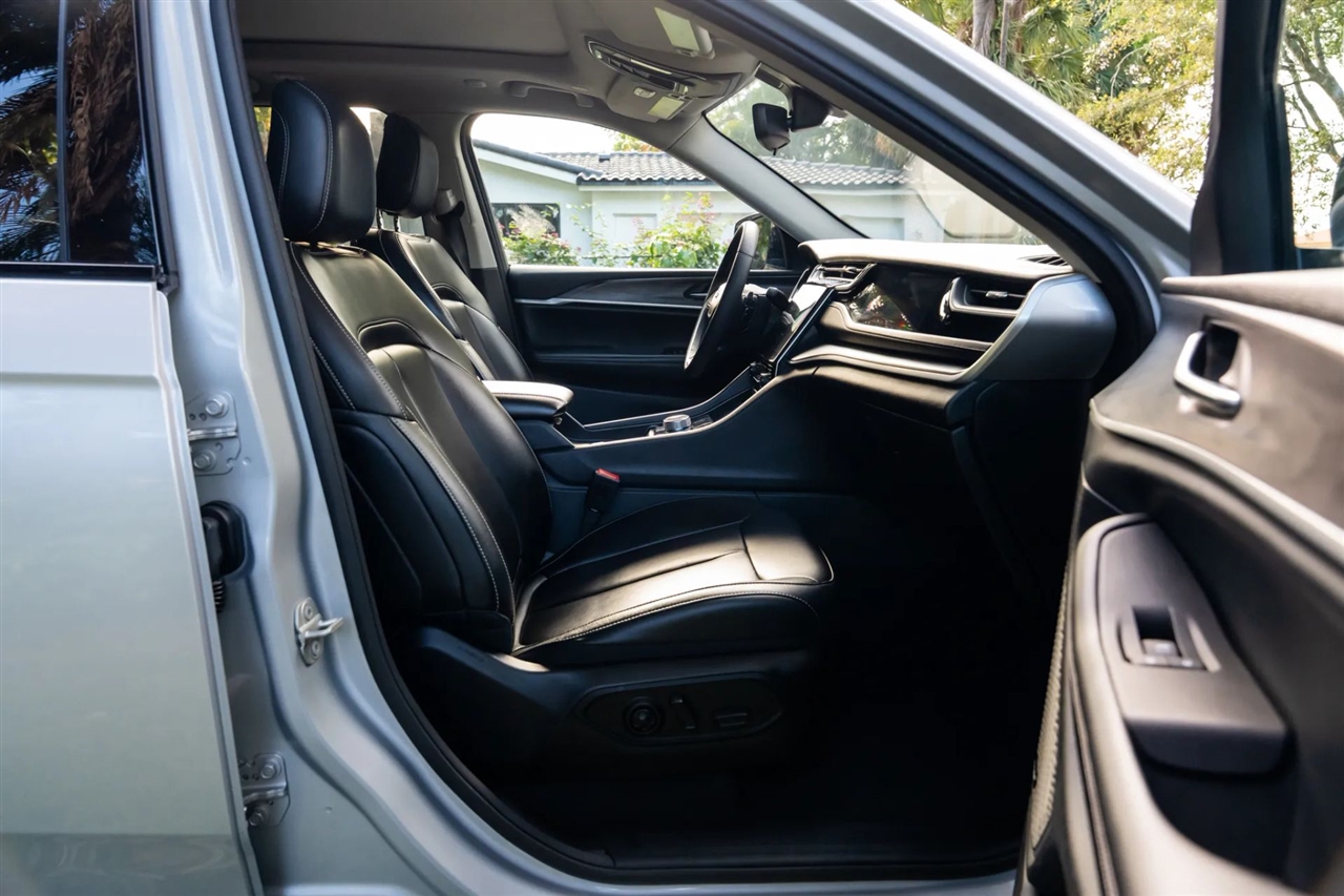 Jeep Grand Cherokee 4xe  2023 Jeep Grand Cherokee 4xe  2023