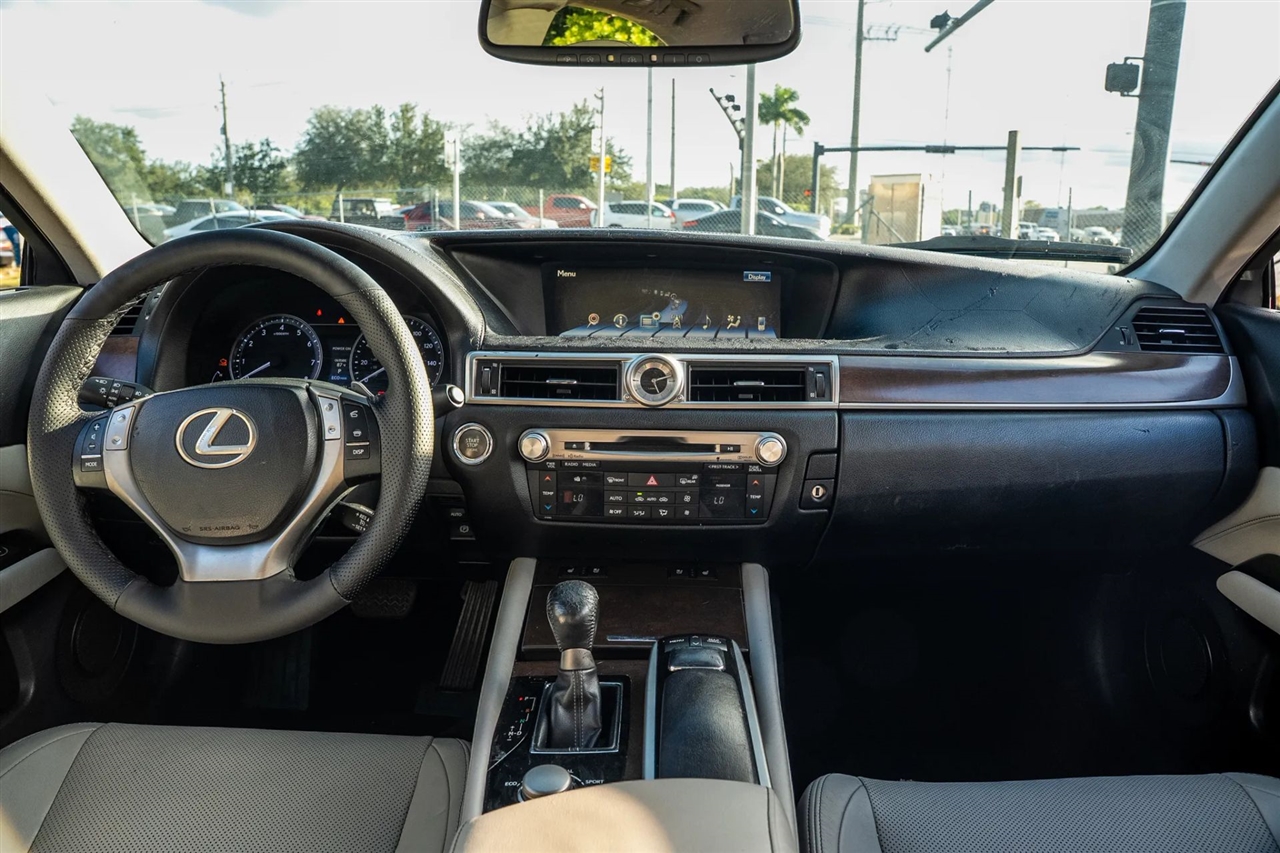 Lexus GS  2013 Lexus GS  2013