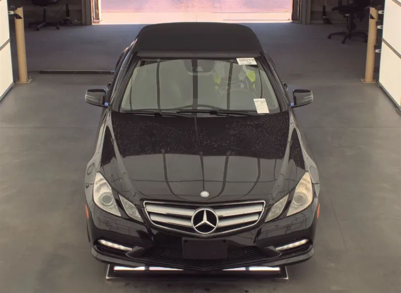 Mercedes-Benz E-Class  2013 Mercedes-Benz E-Class  2013