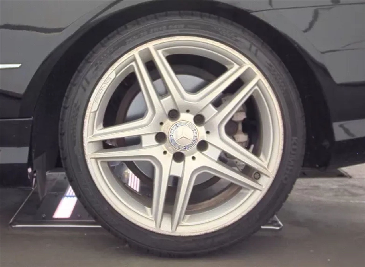 Mercedes-Benz E-Class  2013 Mercedes-Benz E-Class  2013