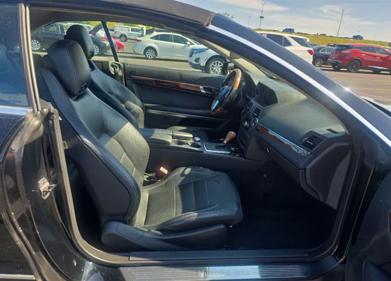 Mercedes-Benz E-Class  2013 Mercedes-Benz E-Class  2013