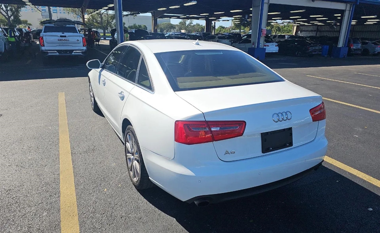 Audi A6  2014 Audi A6  2014