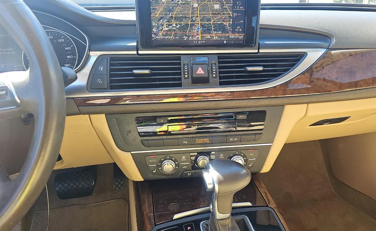 Audi A6  2014 Audi A6  2014