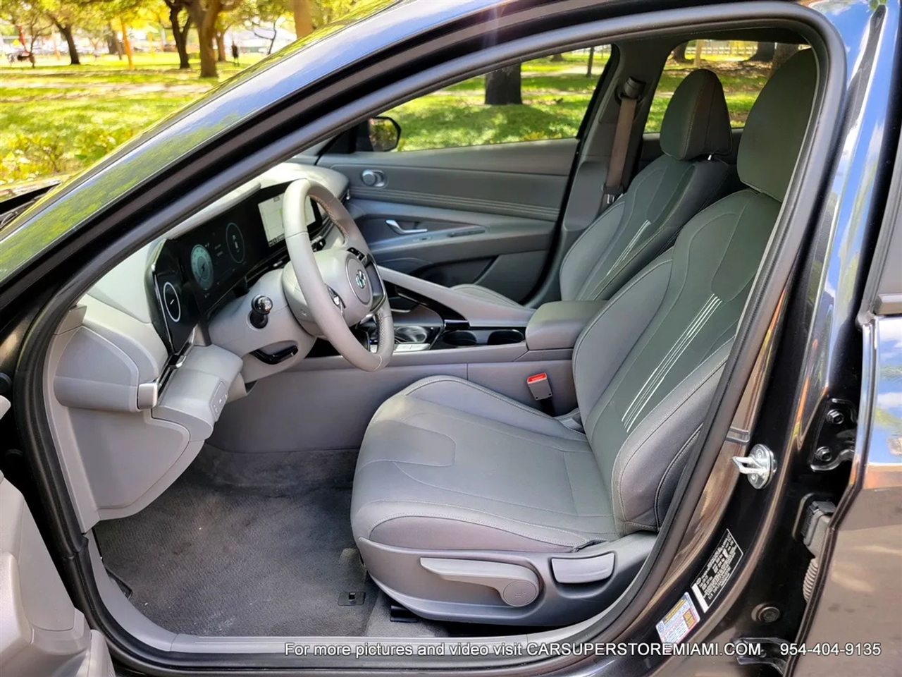 Hyundai Elantra  2023