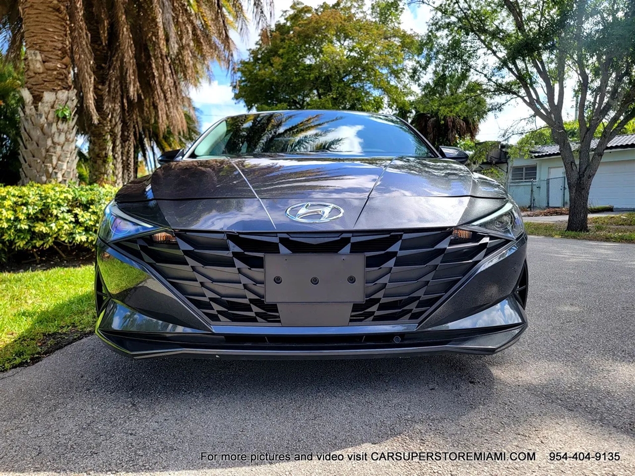 Hyundai Elantra  2023