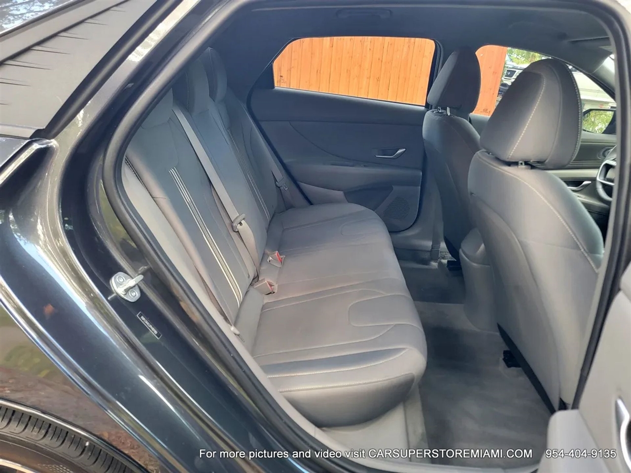 Hyundai Elantra  2023