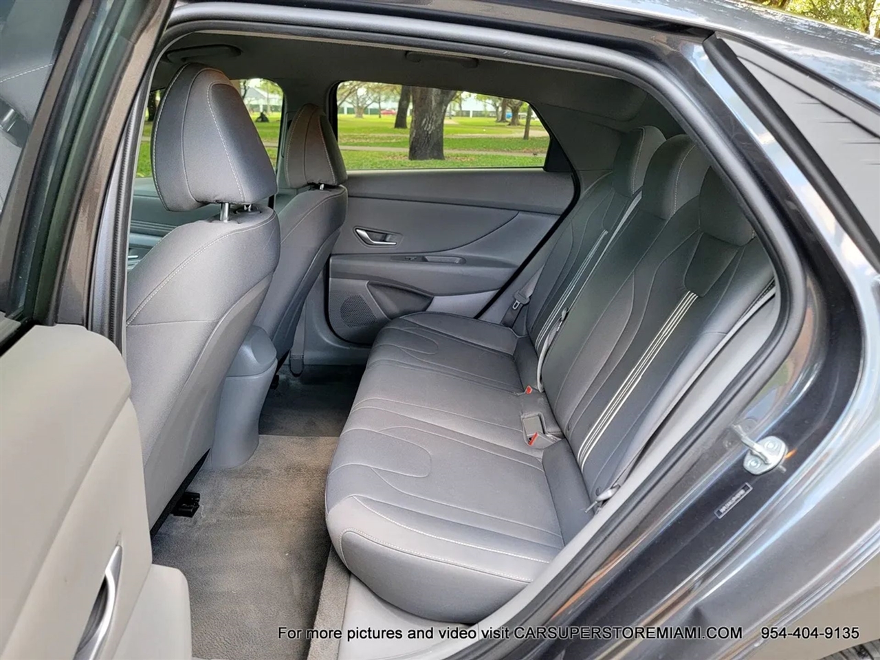 Hyundai Elantra  2023