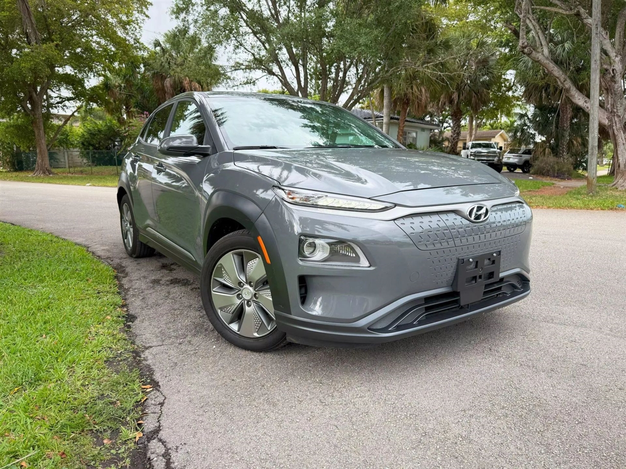 Hyundai Kona EV  2021