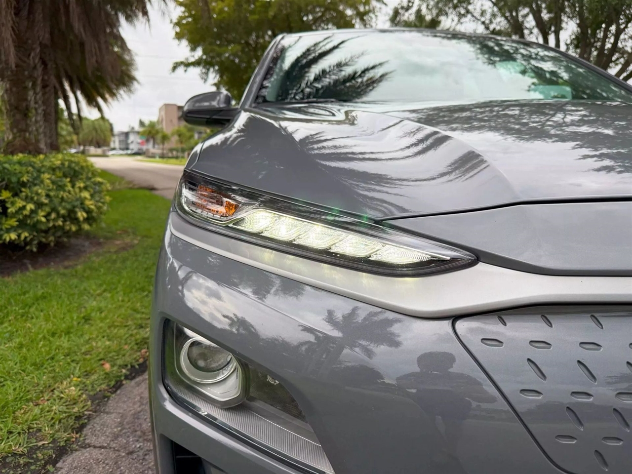 Hyundai Kona EV  2021