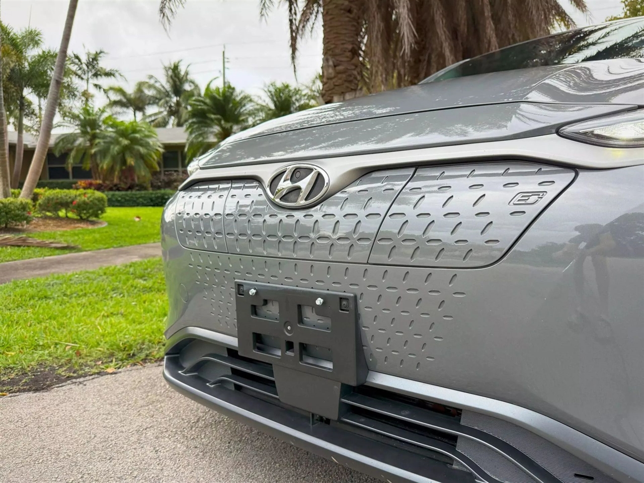 Hyundai Kona EV  2021