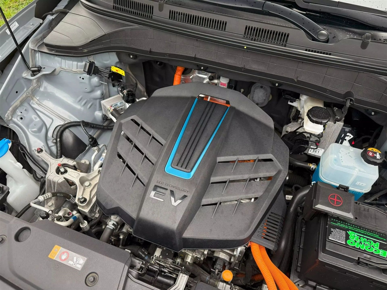 Hyundai Kona EV  2021