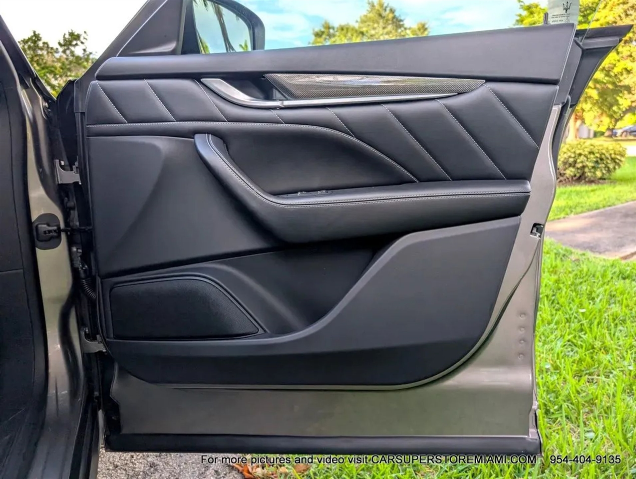 Maserati Levante  2021