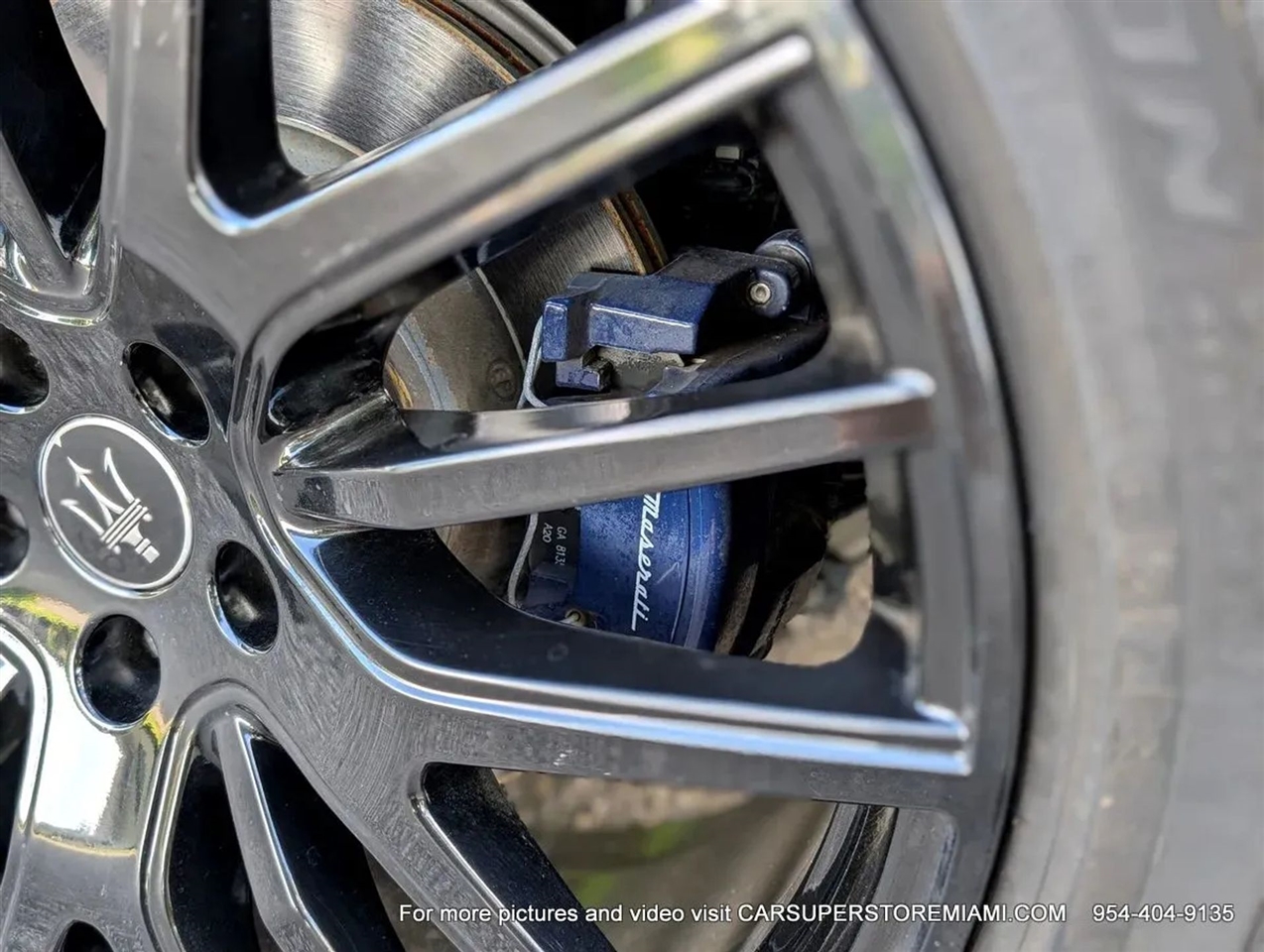 Maserati Levante  2021