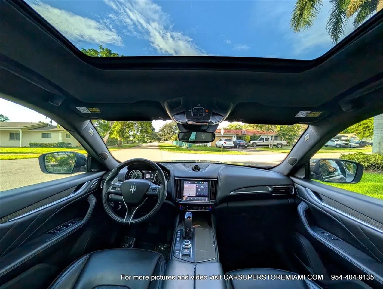 Maserati Levante  2021