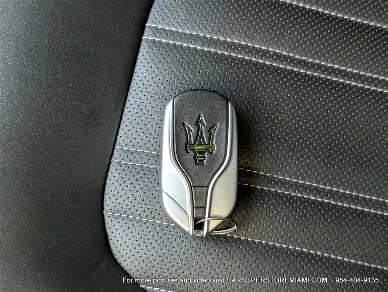 Maserati Levante  2021