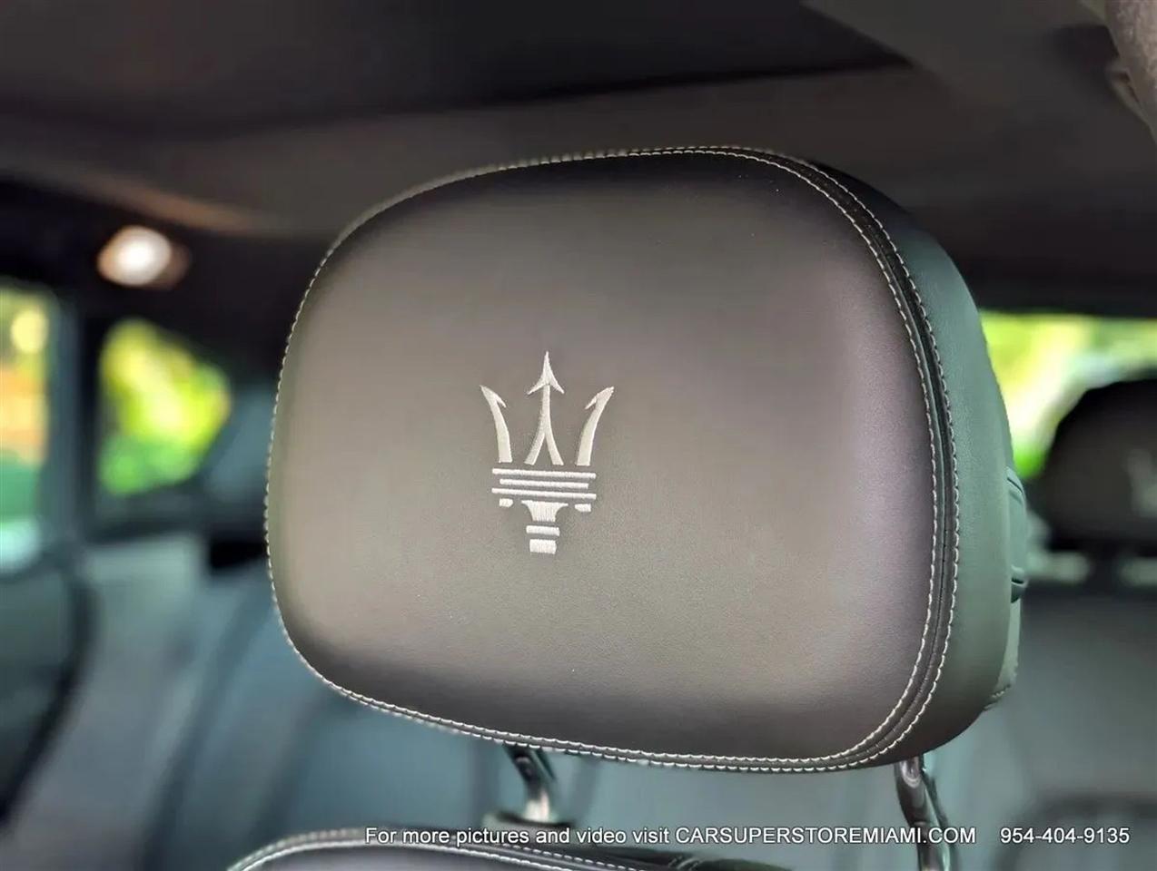 Maserati Levante  2021