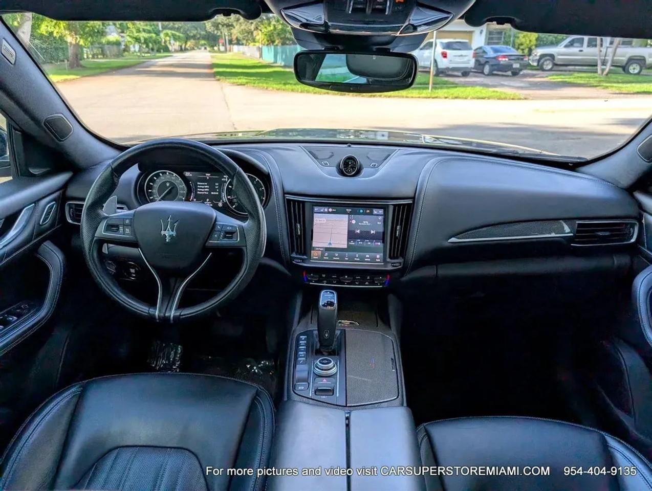 Maserati Levante  2021