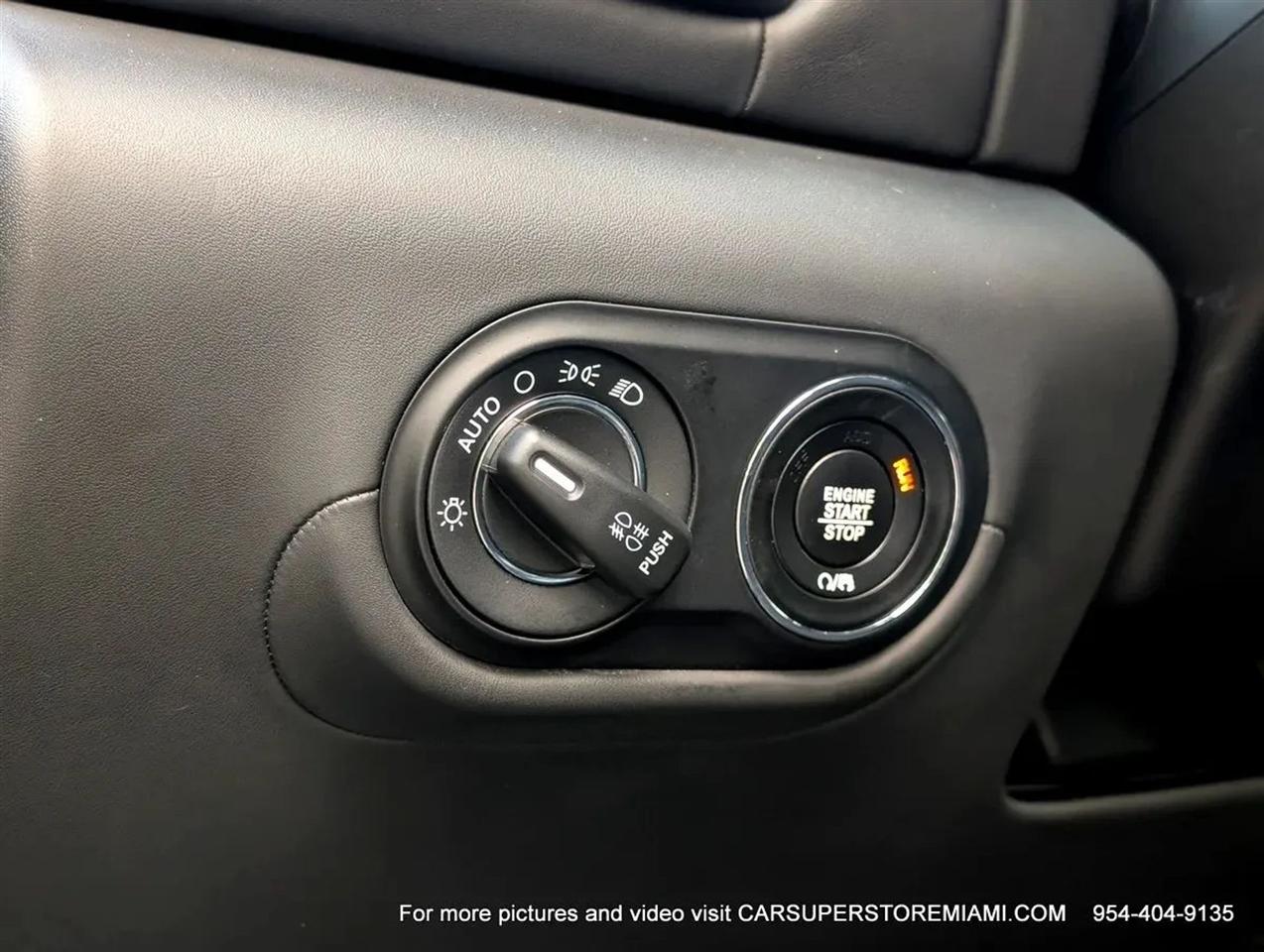 Maserati Levante  2021