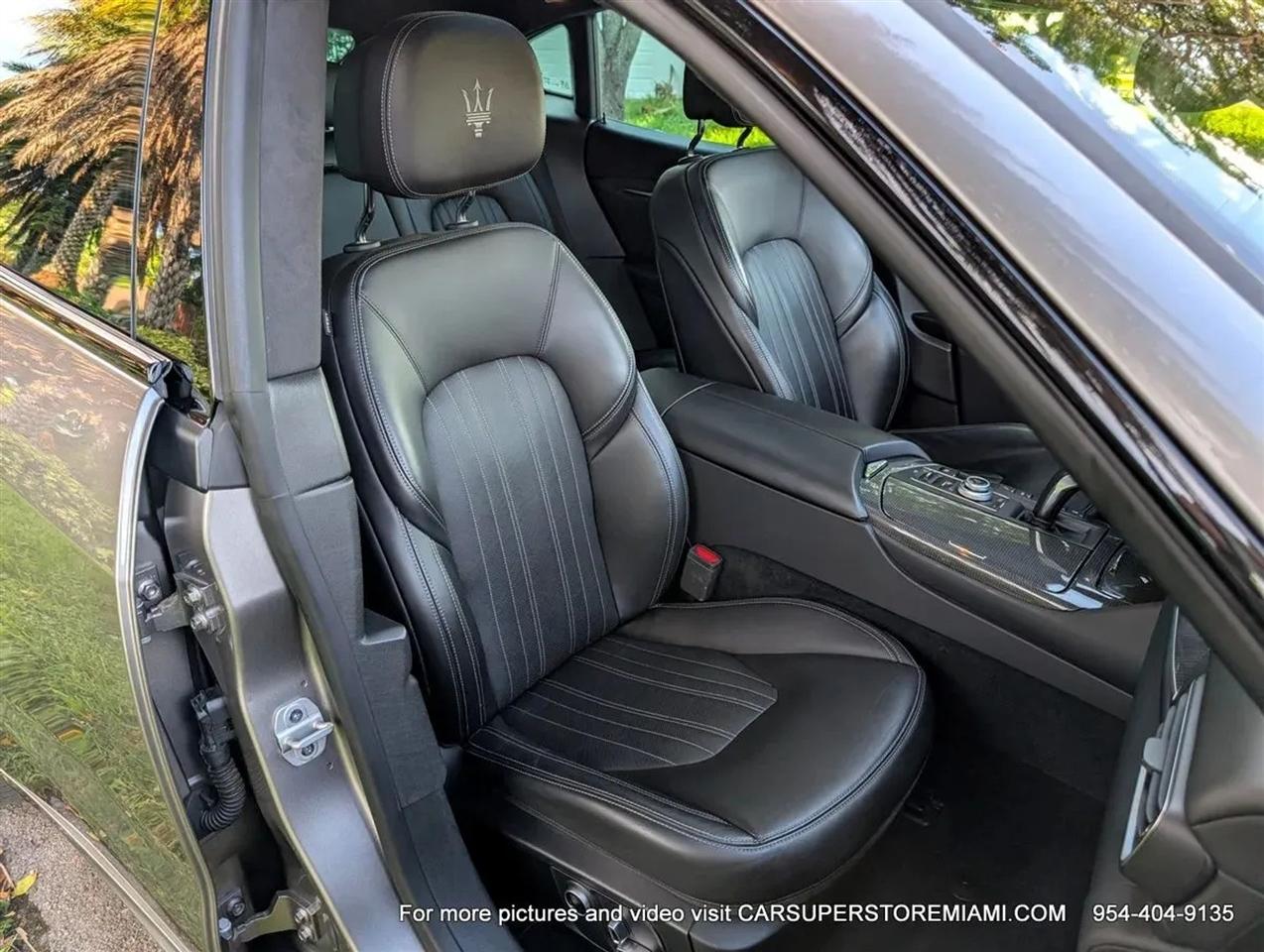 Maserati Levante  2021