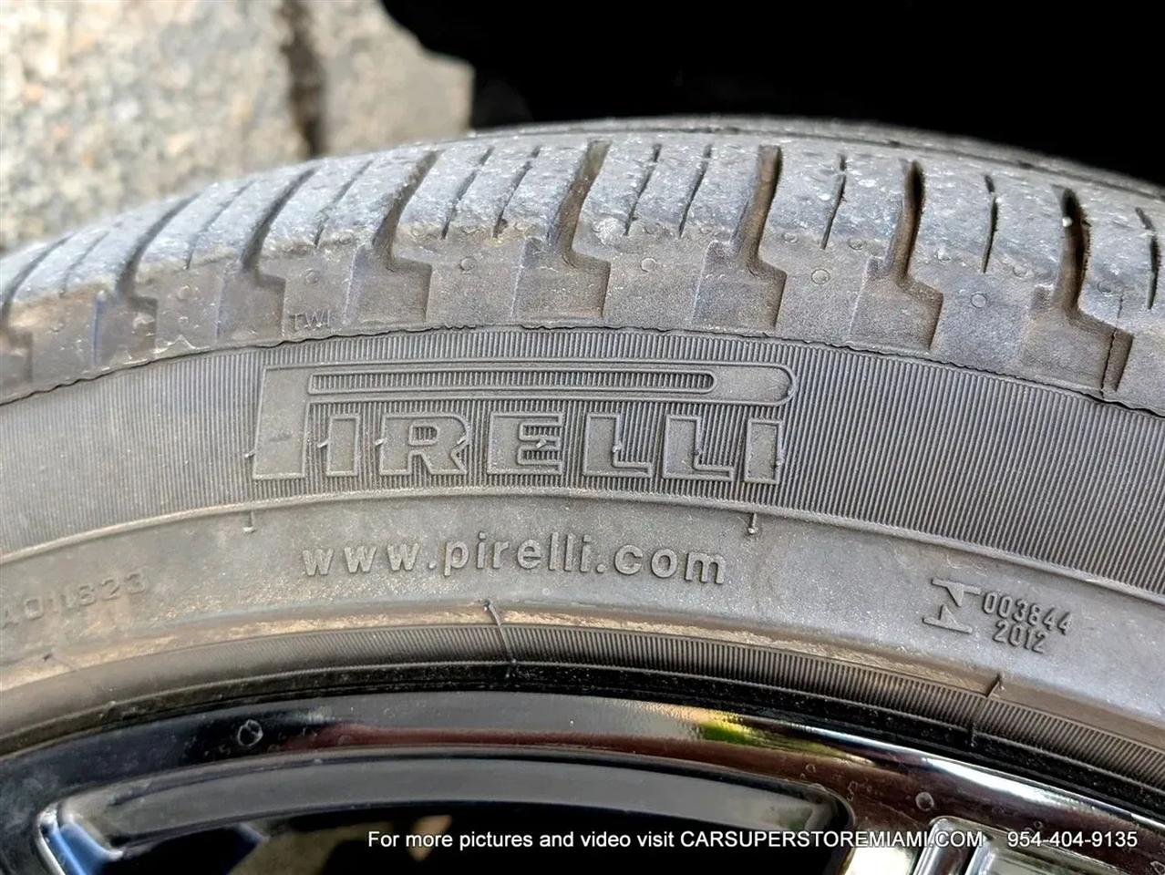 Maserati Levante  2021