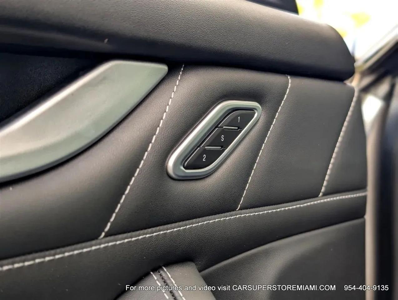 Maserati Levante  2021