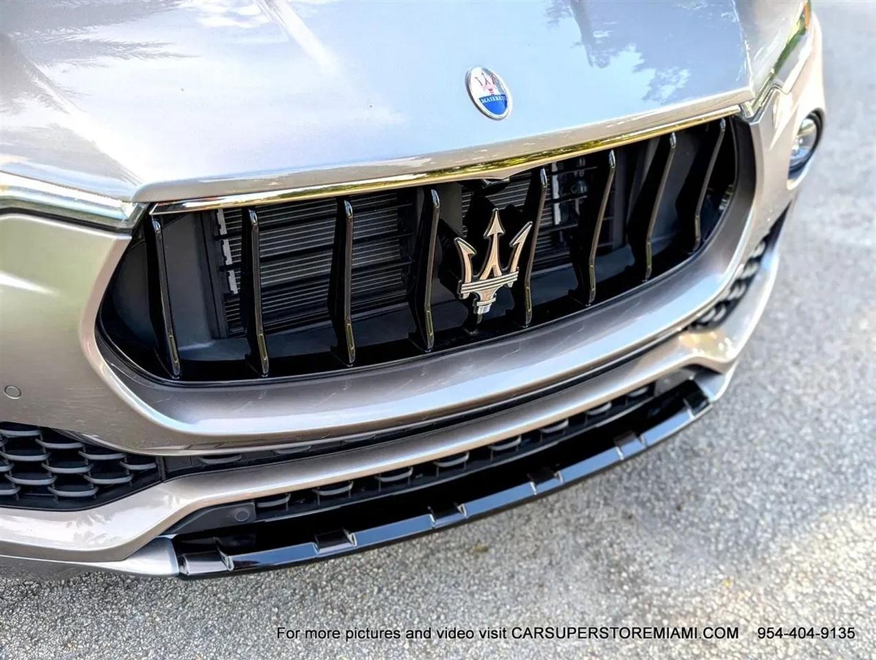 Maserati Levante  2021