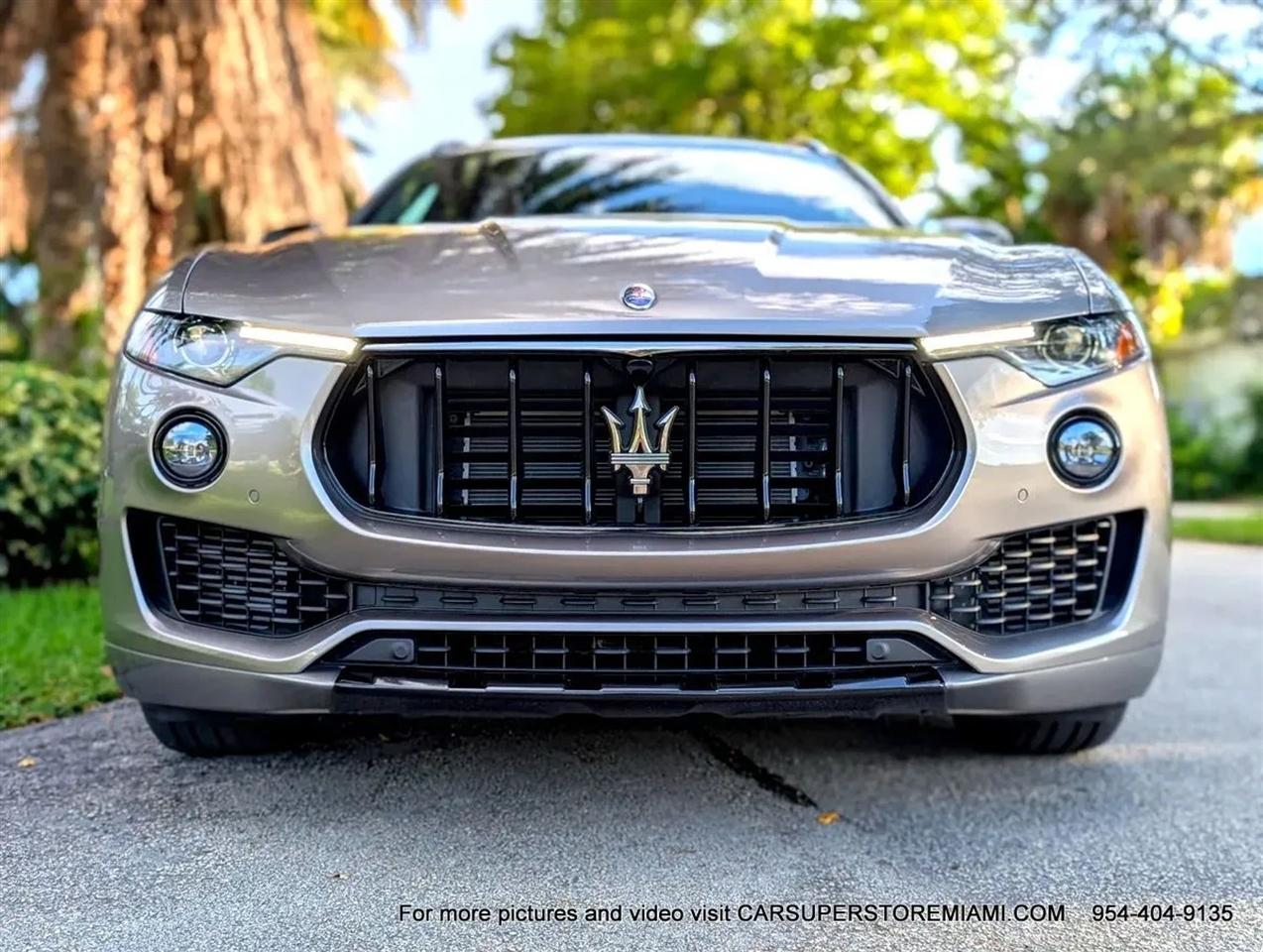 Maserati Levante  2021