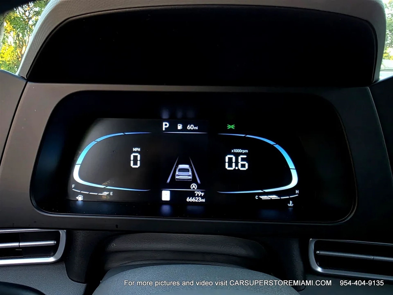 Hyundai Elantra  2024