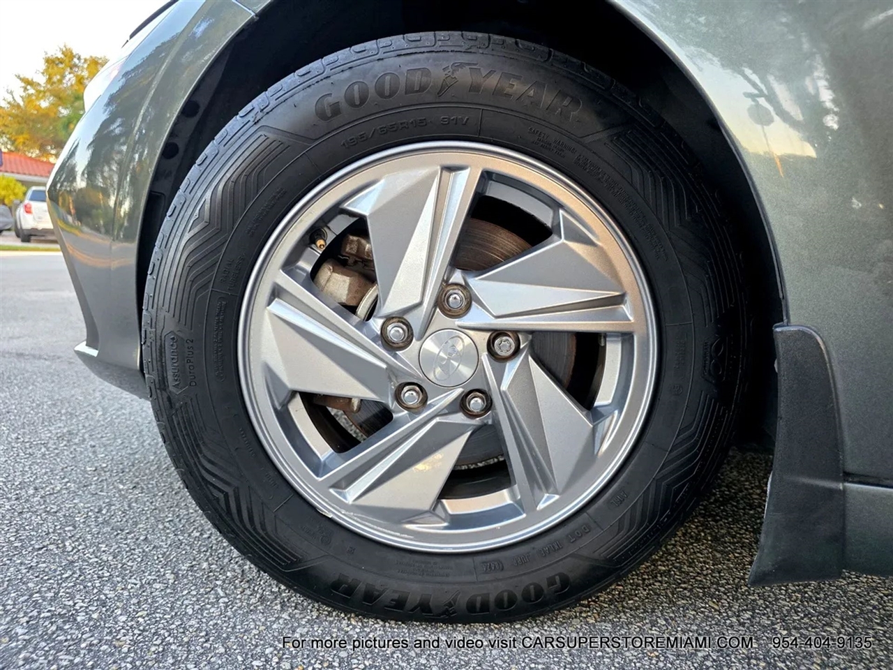 Hyundai Elantra  2024