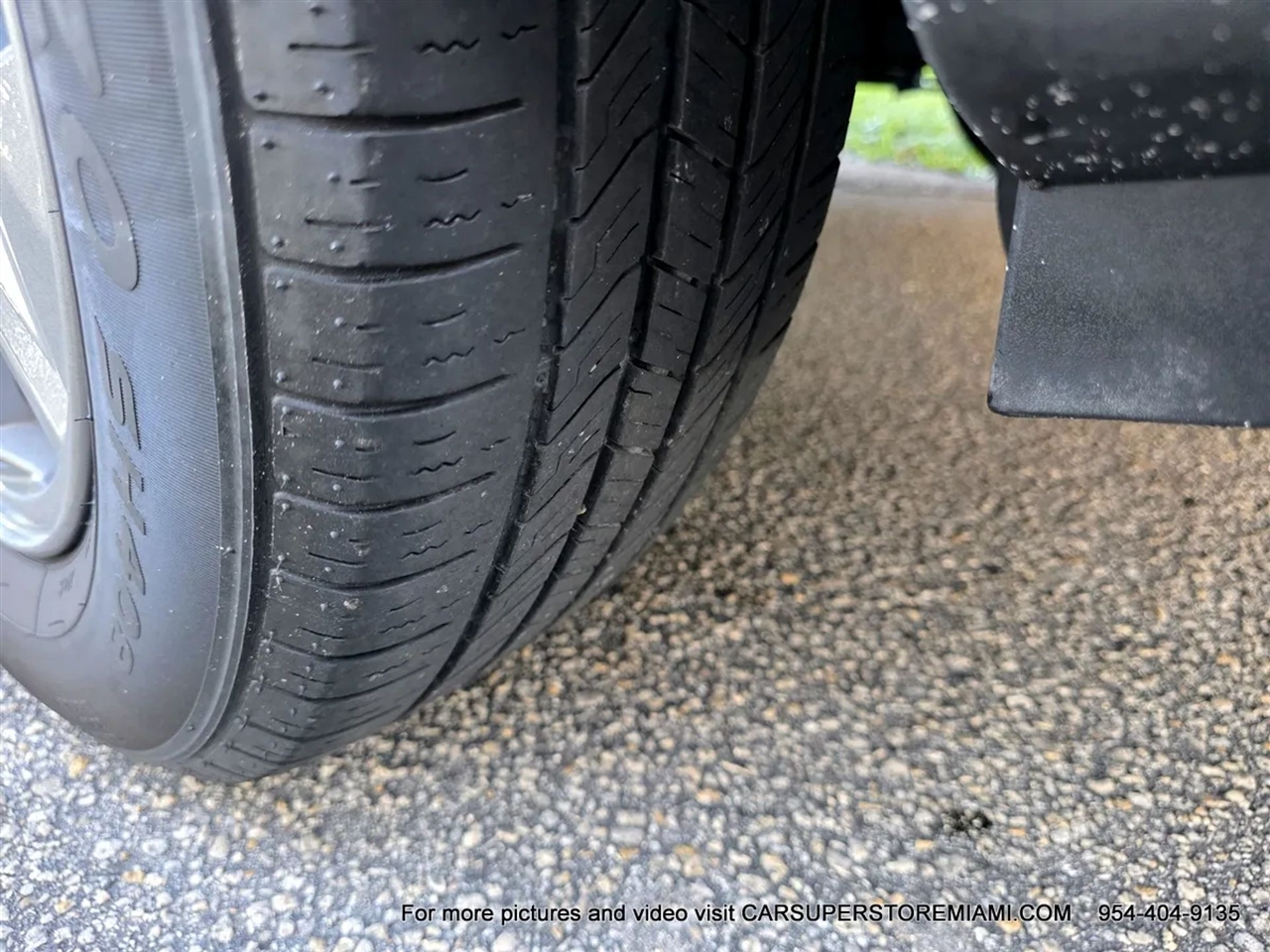 Hyundai Elantra  2024