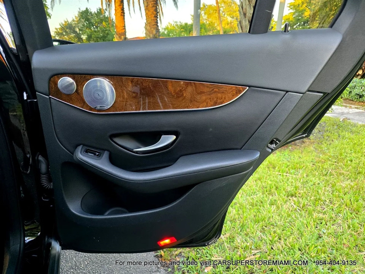 Mercedes-Benz GLC-Class  2017