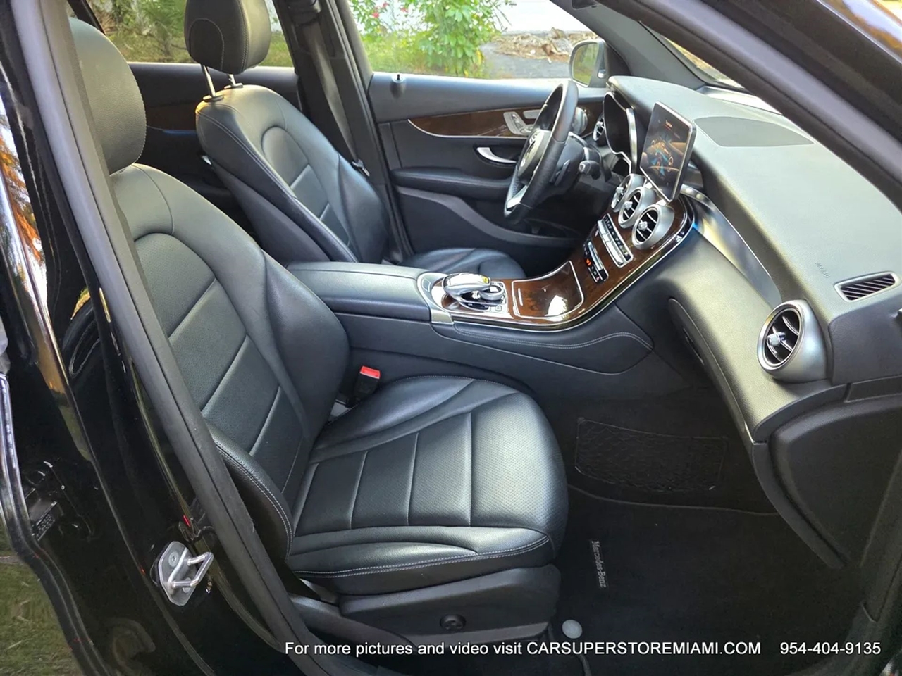 Mercedes-Benz GLC-Class  2017