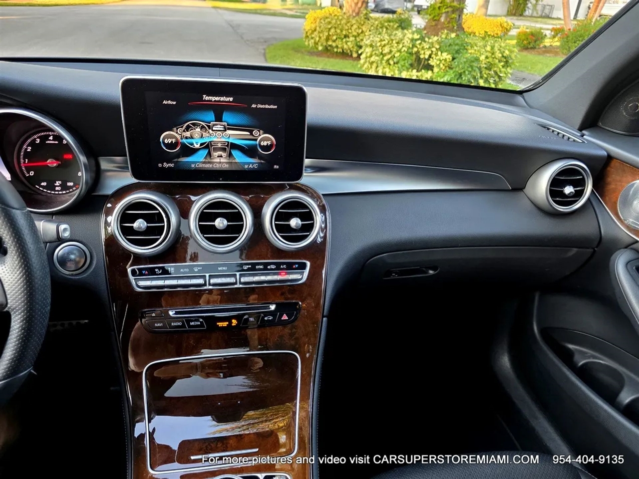 Mercedes-Benz GLC-Class  2017