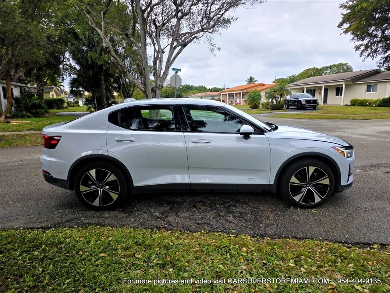 Polestar 2  2023