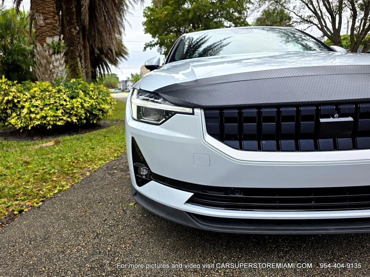 Polestar 2  2023
