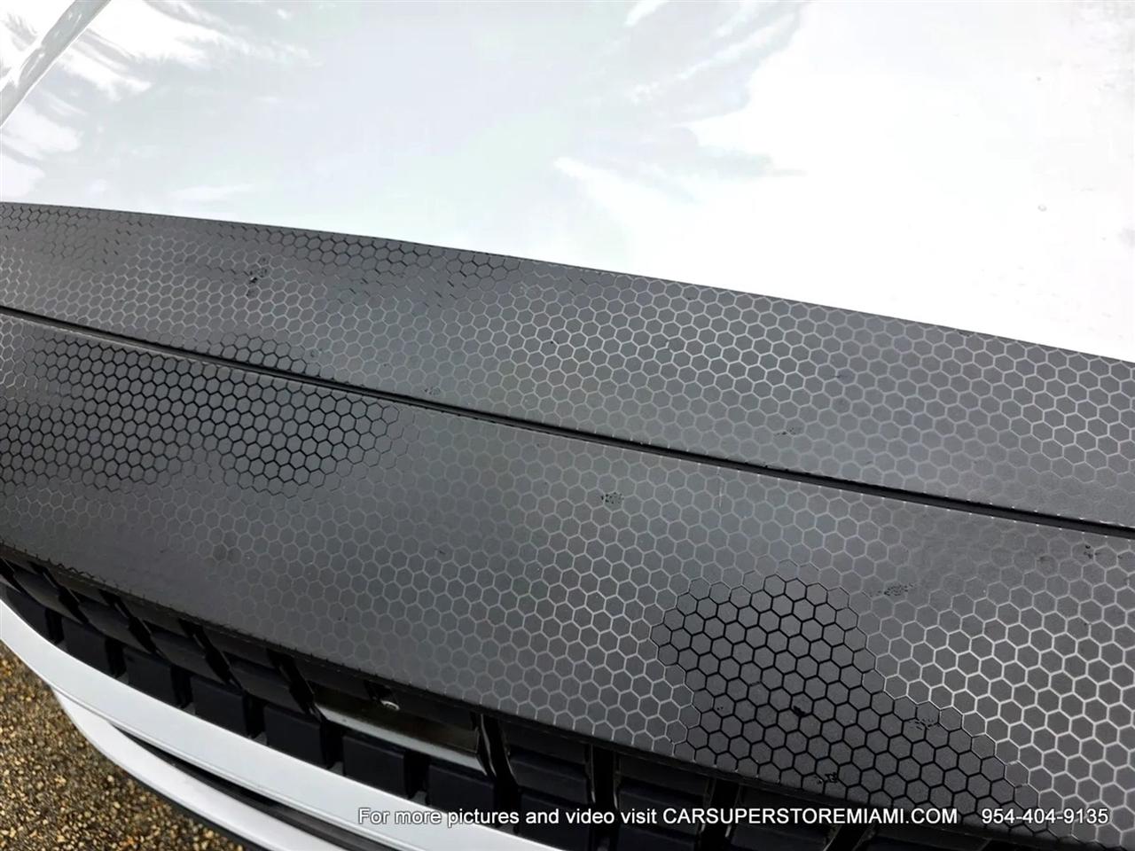 Polestar 2  2023