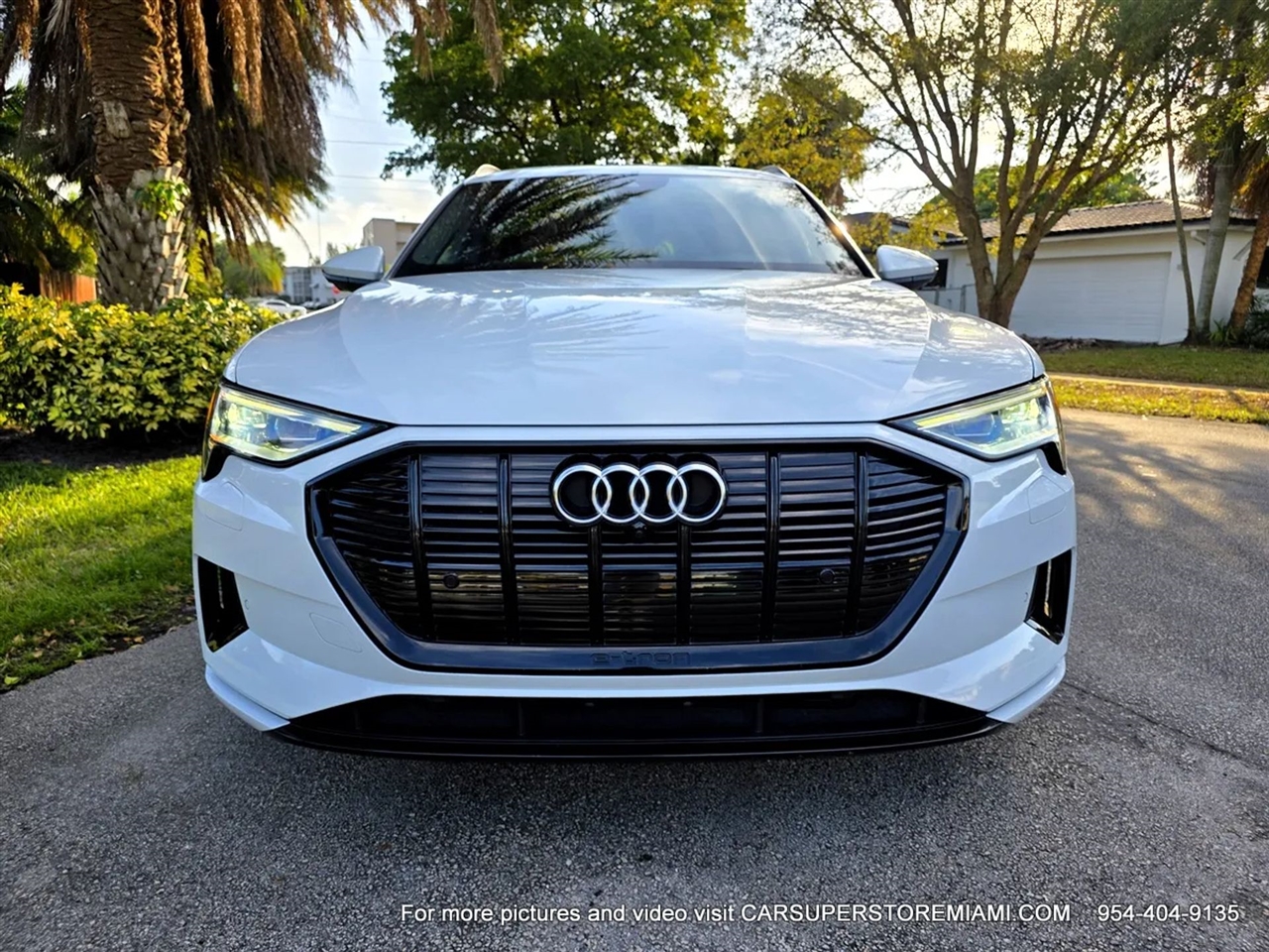 Audi E-Tron  2021