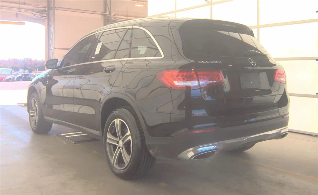 Mercedes-Benz GLC-Class  2017