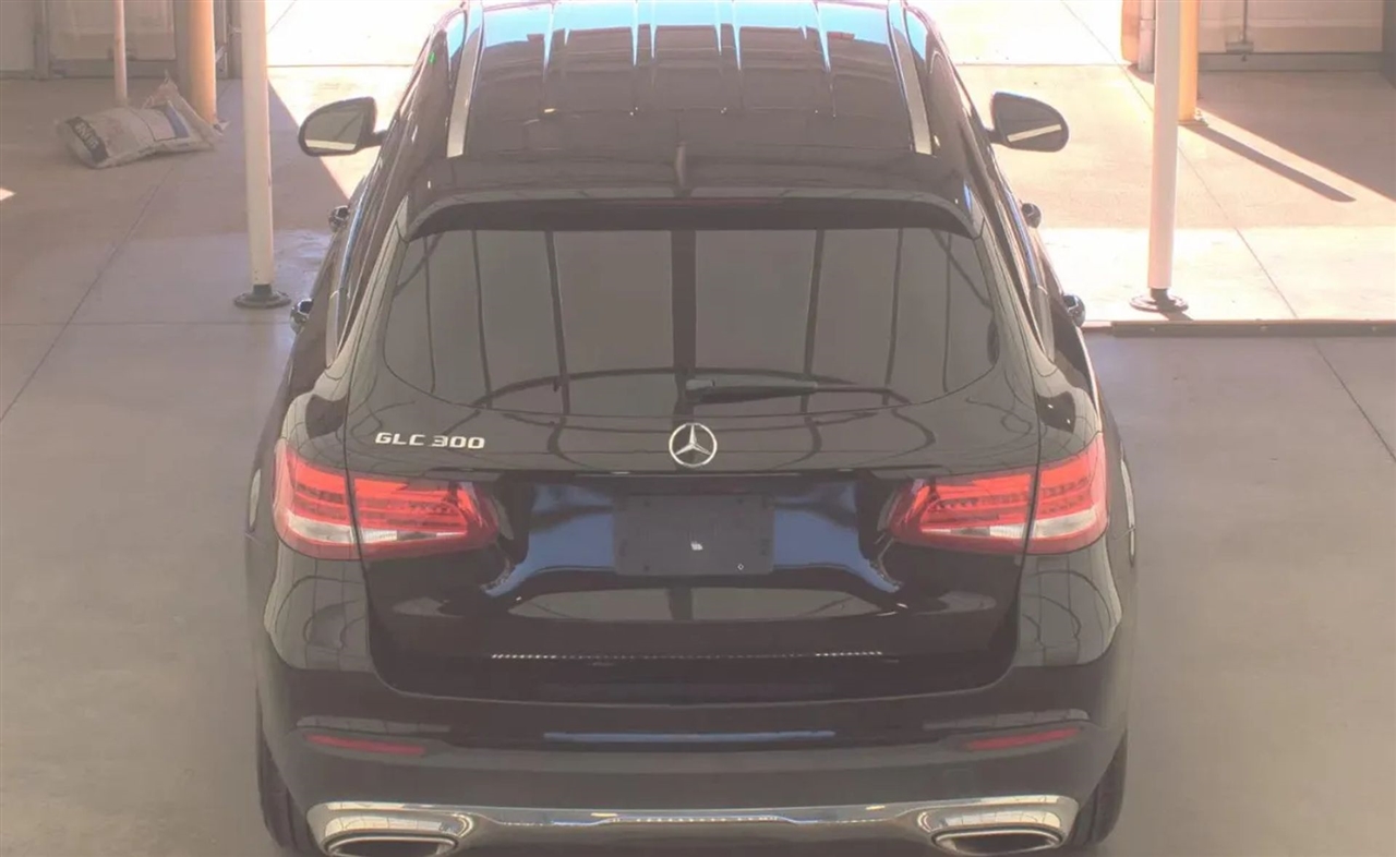 Mercedes-Benz GLC-Class  2017