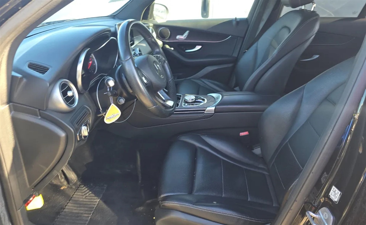 Mercedes-Benz GLC-Class  2017