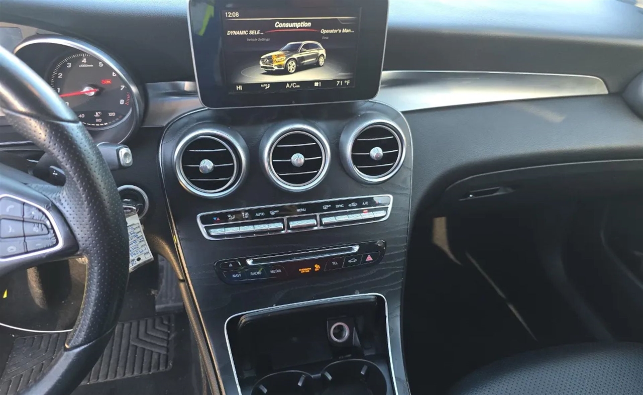 Mercedes-Benz GLC-Class  2017