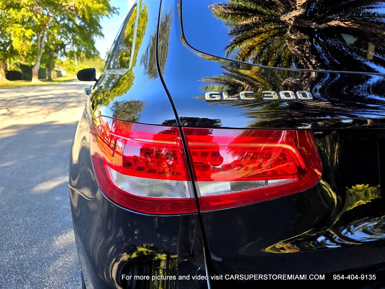 Mercedes-Benz GLC-Class  2017