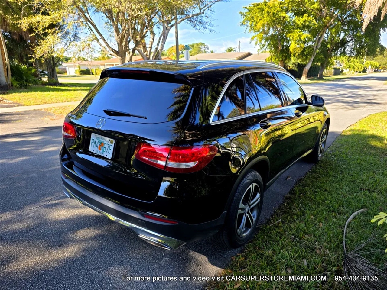 Mercedes-Benz GLC-Class  2017