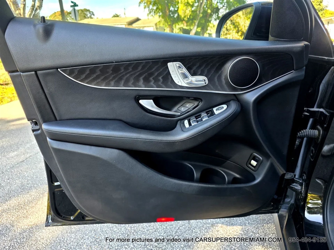 Mercedes-Benz GLC-Class  2017