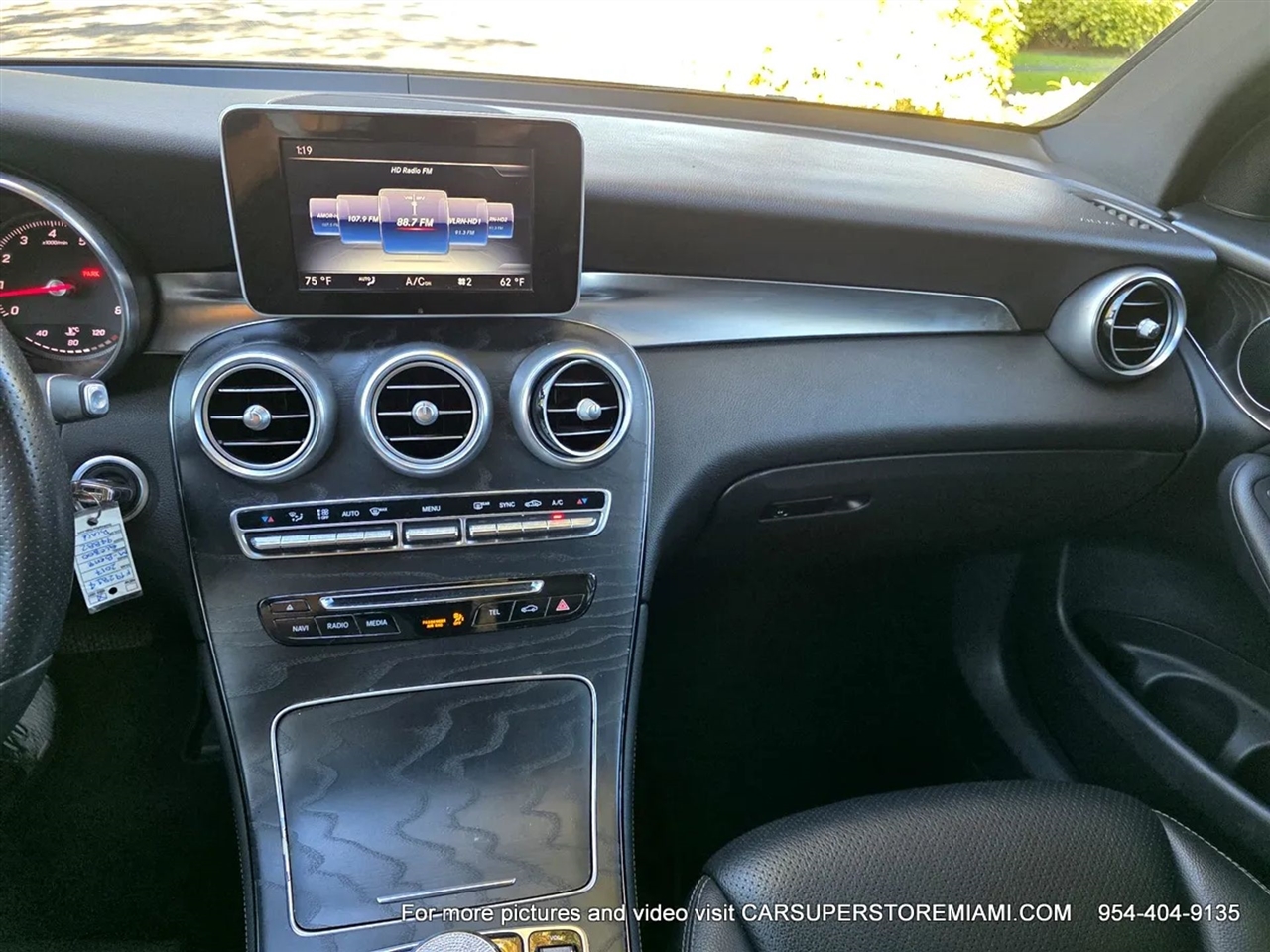 Mercedes-Benz GLC-Class  2017